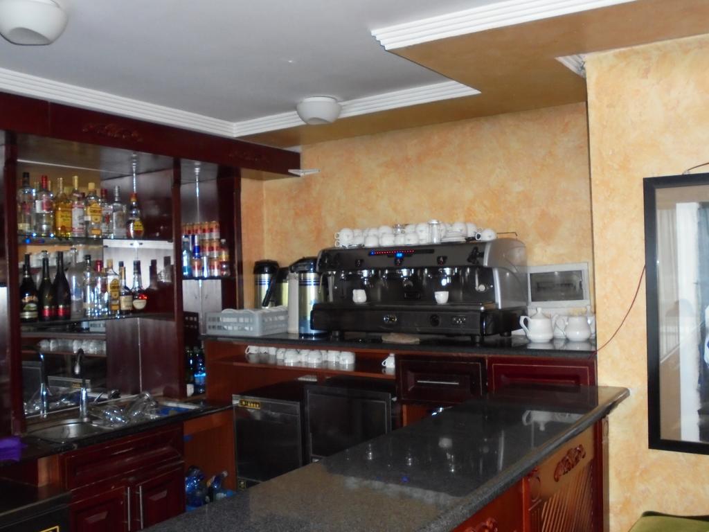 Aphrodite International Hotel Addis Ababa Ngoại thất bức ảnh