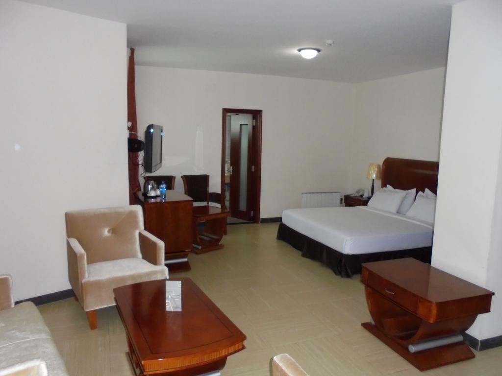 Aphrodite International Hotel Addis Ababa Ngoại thất bức ảnh